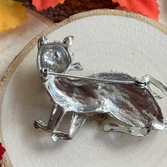VINTAGE SILVER RHINESTONE CAT BROOCH - Picture 4 of 4